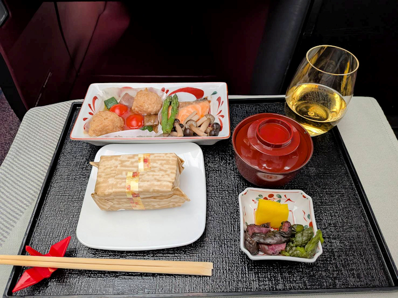 JALビジネスクラス機内食