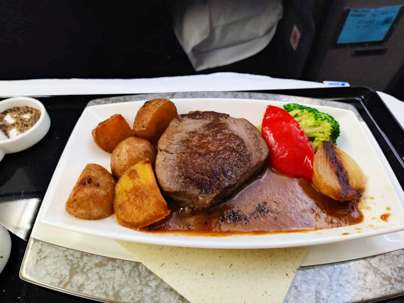 ANAビジネスクラス機内食